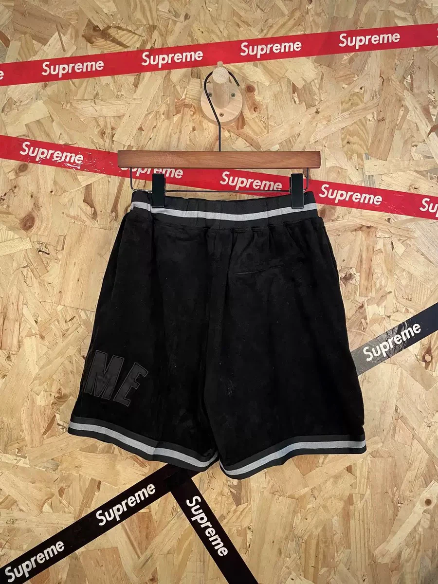 Mesh Basketball Shorts, Unisex Embroidered Letter Striped Trim Loose Streetwear Sport Shorts With Pockets