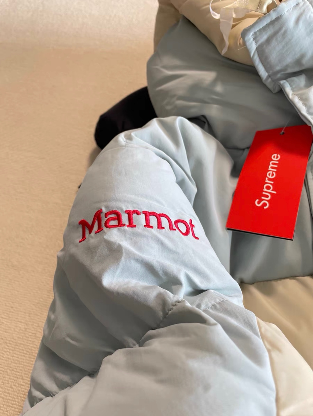 Supreme x Marmot Collab Hooded Puffer Jacket, Color Block Winter Warm Down Coat for Men Outdoor Ski Snow Jacket
