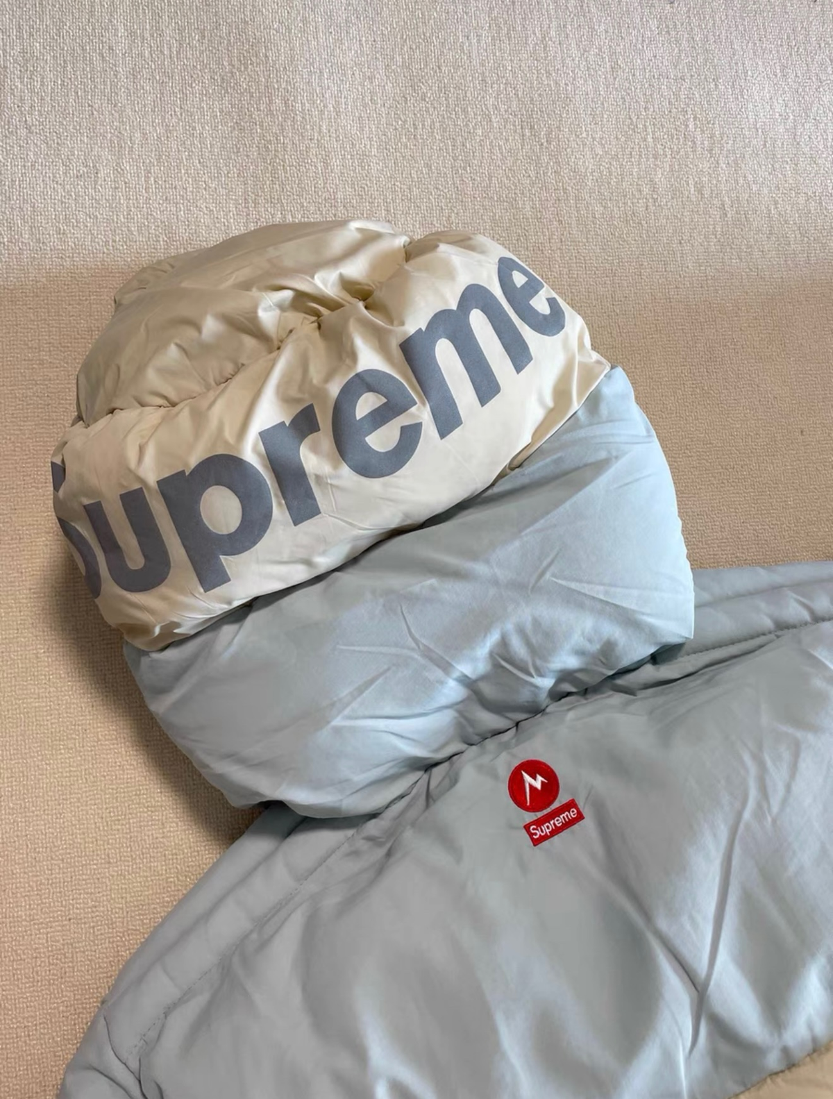Supreme x Marmot Collab Hooded Puffer Jacket, Color Block Winter Warm Down Coat for Men Outdoor Ski Snow Jacket