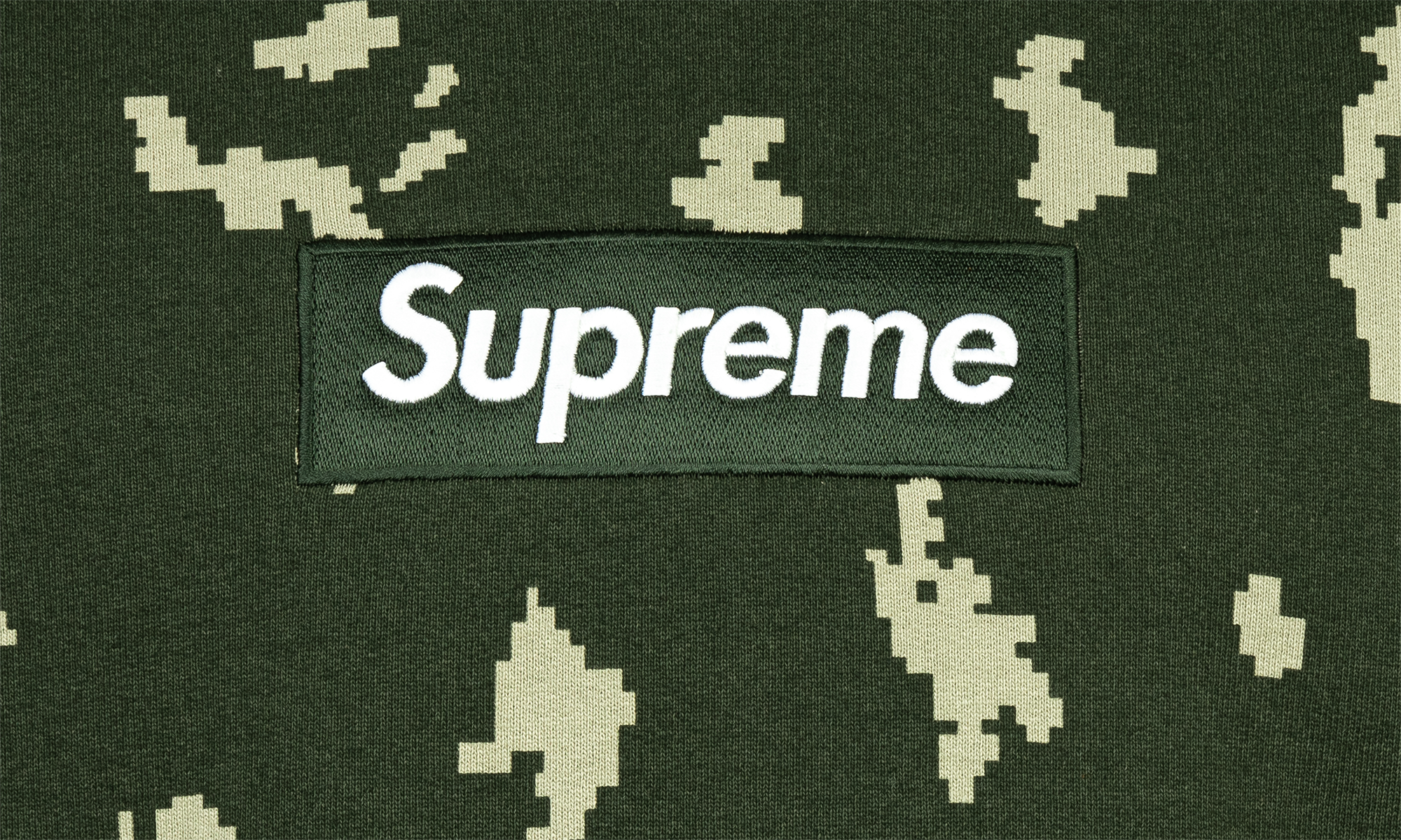 Box Logo Hoodie "FW21" SU11227